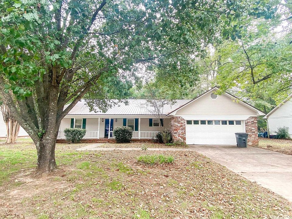 1st image of 200 Western Hills Dr