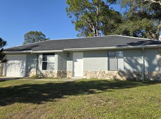 571 Breakwater St SE, Palm Bay, FL 32909
