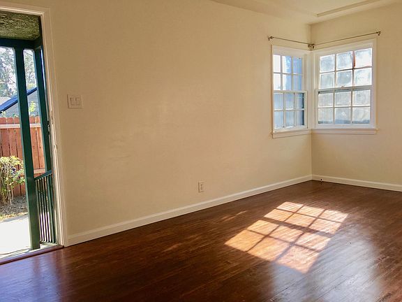 5th image of 706 N McCadden Pl