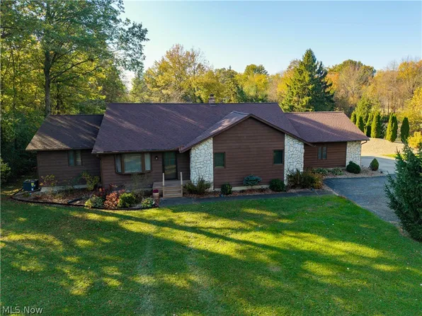 13696 West Rd, Oberlin, OH 44074