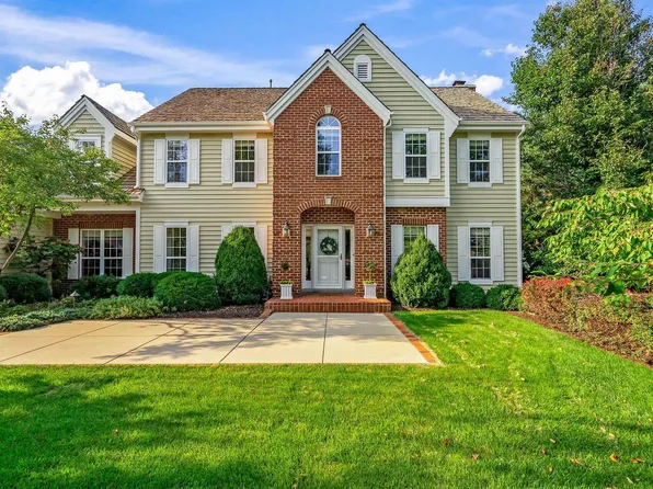 N30W30252 Great Hill COURT, Pewaukee, WI 53072