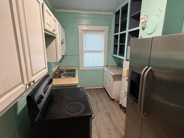 1222 Fairfax St — Photo 9