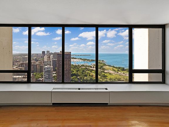 2nd image of 2800 N Lake Shore Dr #4103C
