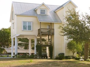 16368 SW Airport Rd, Cedar Key, FL 32625