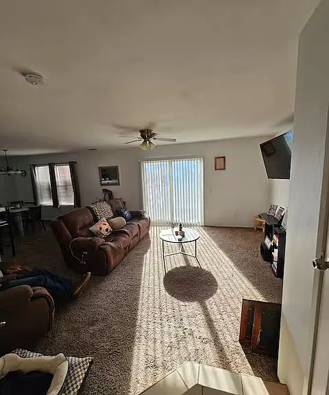 15112 Brown Ln — Photo 9