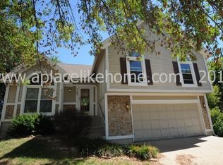1161 E Yesteryear St, Olathe, KS 66061