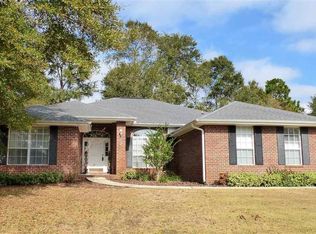 5979 Ridgeview Dr, Milton, FL 32570