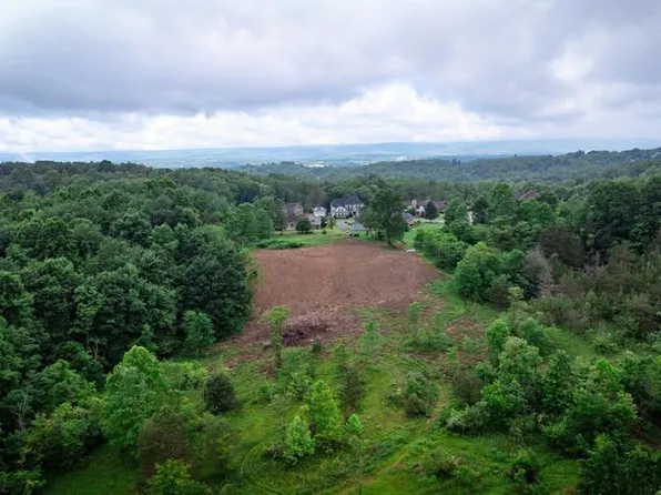 Berkshire Dr, Johnstown, PA 15904