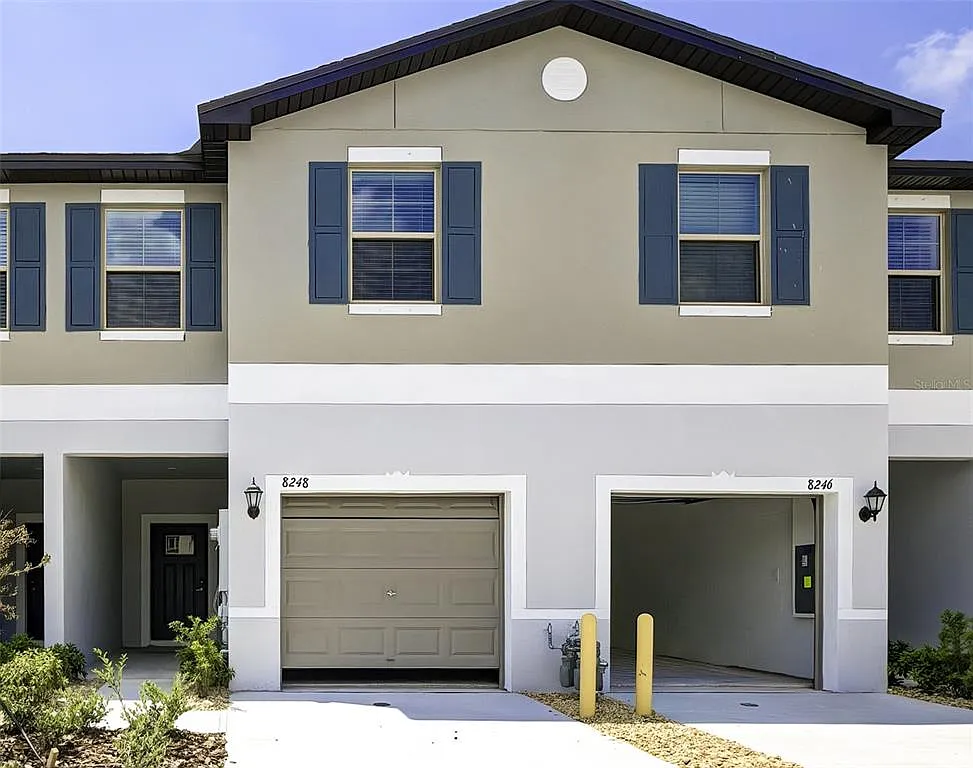 3 bed, 2.5 bath, 1634 sqft, $2,150 — Photo 1