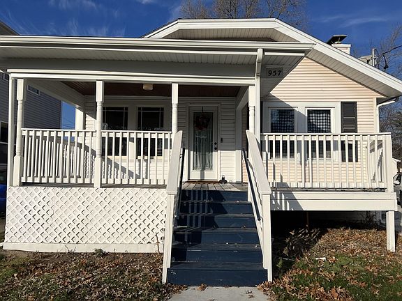 2nd image of 957 Sherman Ave