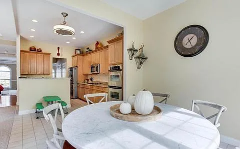 2731 Cabernet Ln — Photo 4