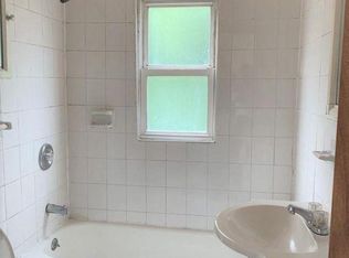 41 Delaware St APT 3, Elizabeth, NJ 07206