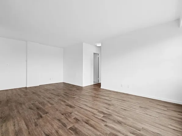 15 West 139th Street image 13 of 14