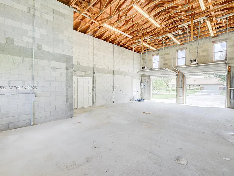 17101 SW 48th St — Photo 29