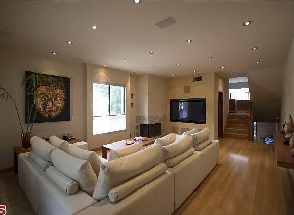 3rd image of 407 S Spalding Dr APT 2