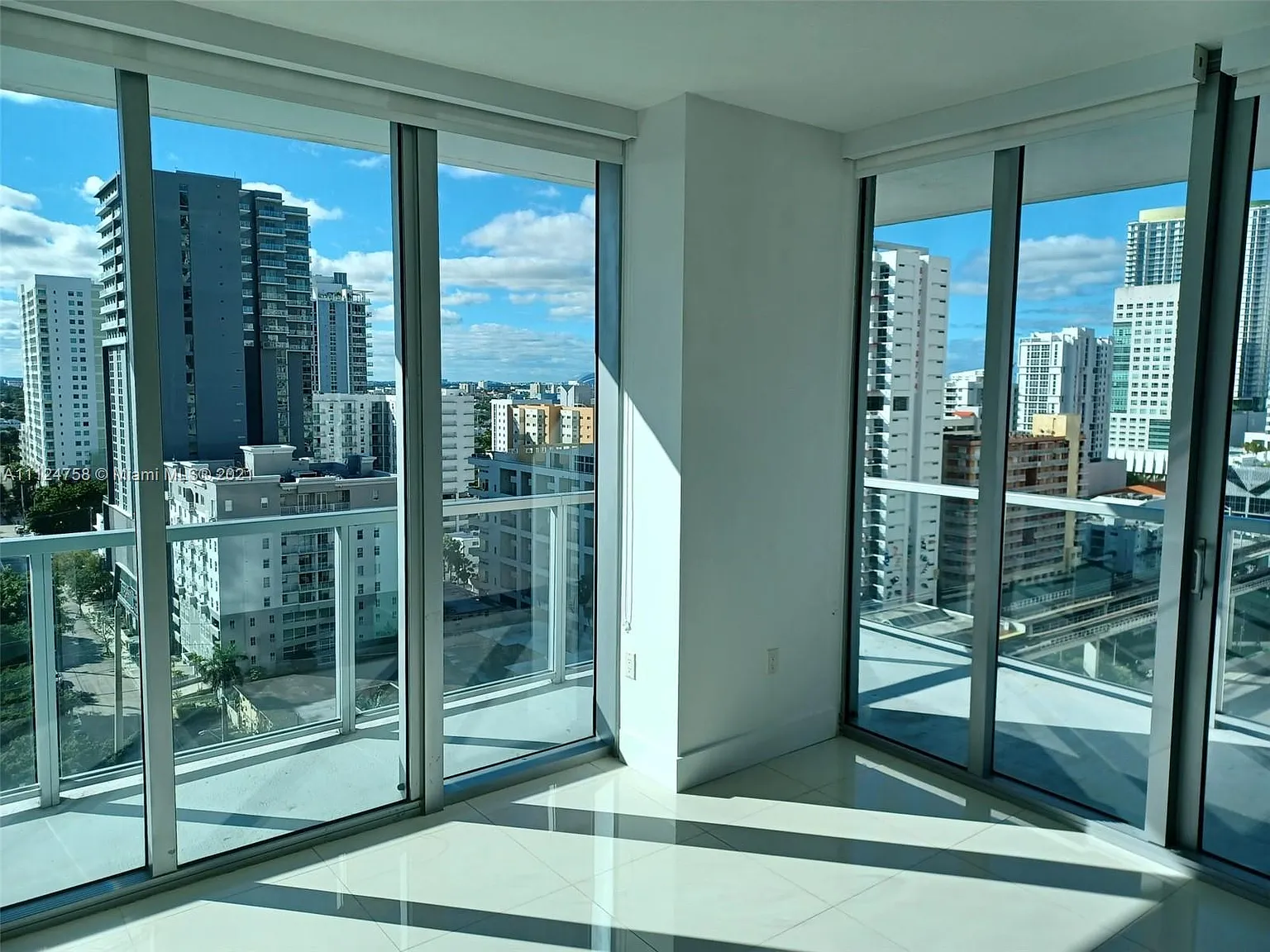 2 bed, 1174 sqft, $4,000 — Photo 4