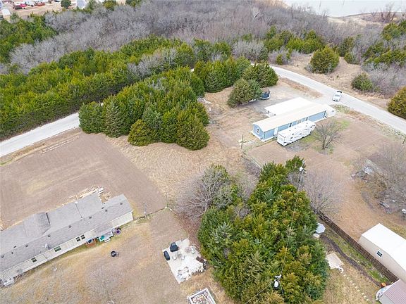 3rd image of 3231 County Road 1044