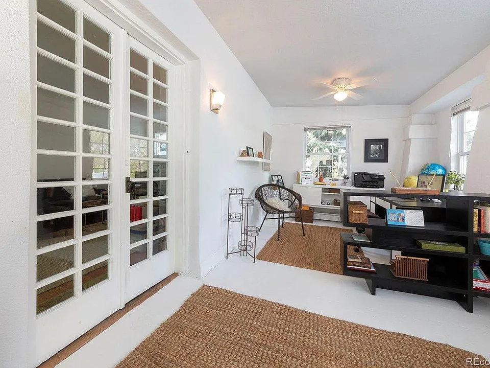 Enclosed front porch/office with light on 3 sides