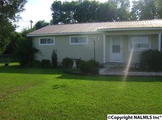 1101 Culver Rd, Falkville, AL 35622