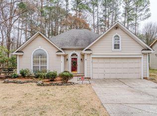 8716 Copenhagen Ln, Charlotte, NC 28216