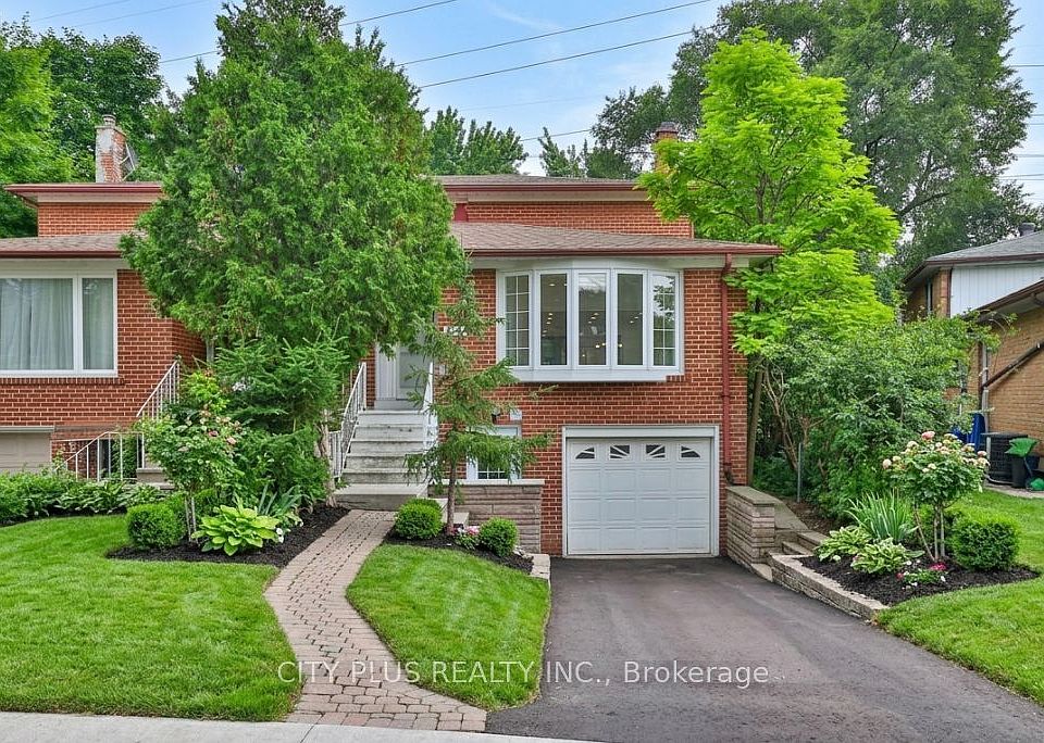 1st image of 23 Reiber Cres