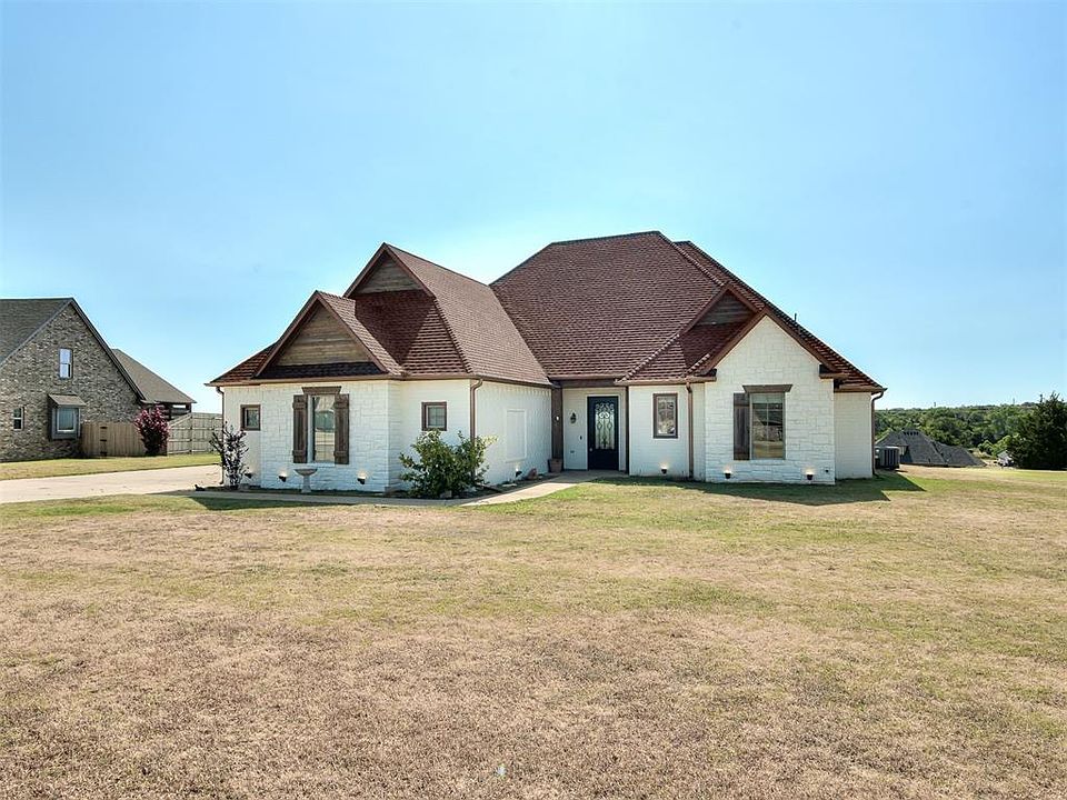 1st image of 3682 Winding Ridge Dr