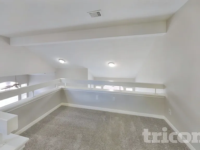7114 River Garden Dr — Photo 15