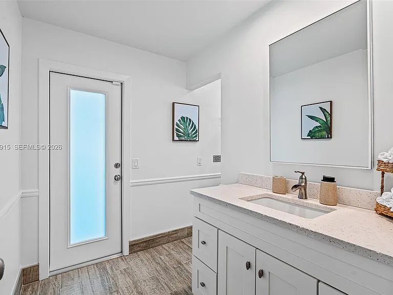 8101 W Lake Dr — Photo 21