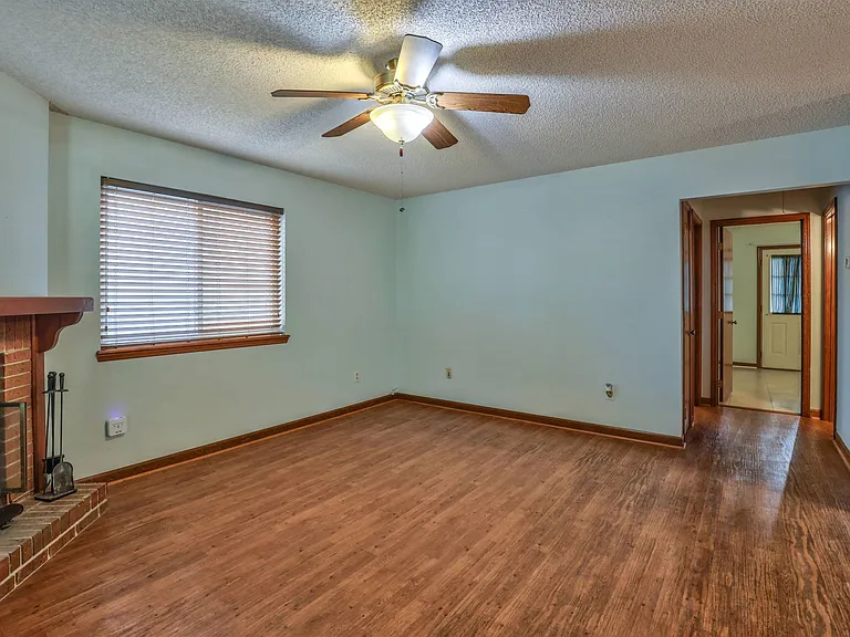 1609 Willow Bend Way #A — Photo 35