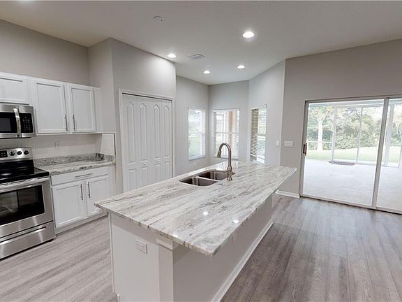2nd image of 3202 Banyan Hill Ln