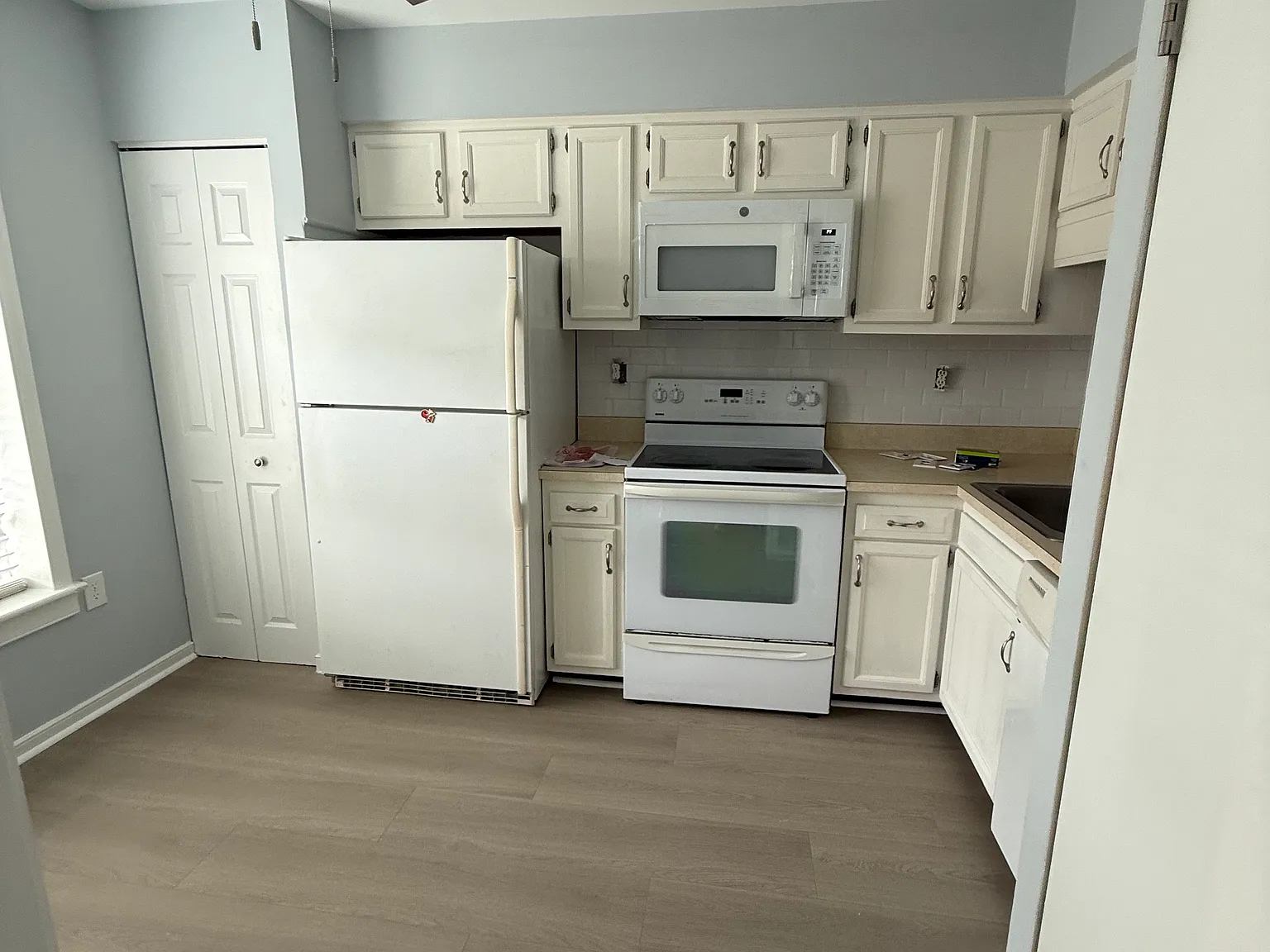 2 bed, 1.5 bath, 1008 sqft, $1,795 — Photo 3