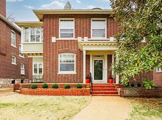 28 Aberdeen Pl, Saint Louis, MO 63105