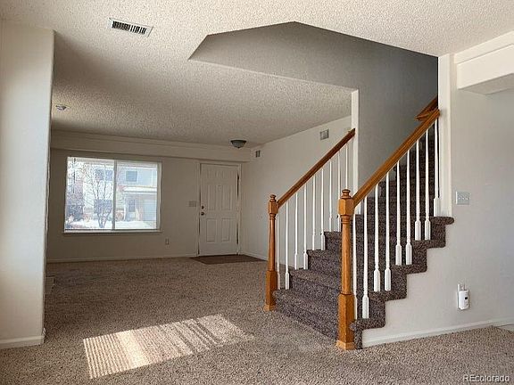 5th image of 3850 Orleans St