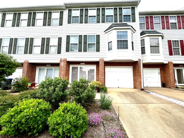 4706 Warm Hearth Cir, Fairfax, VA 22033
