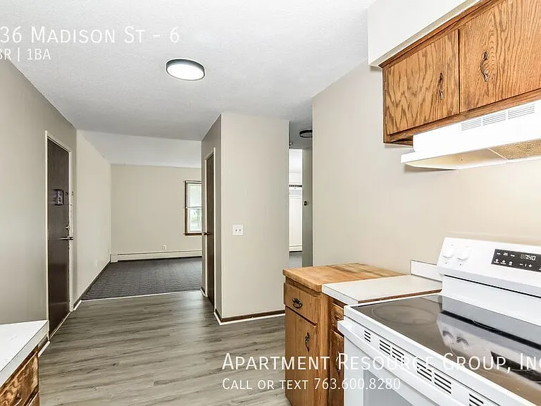 236 Madison St #6 — Photo 9