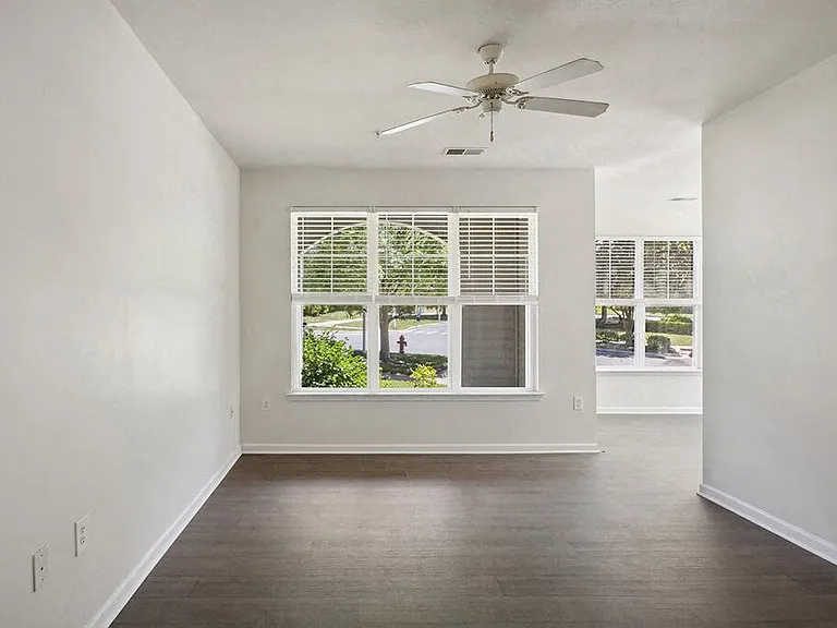 Magnolia Pointe Apartments — Photo 4