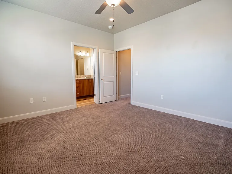 1184 E Bulloch St #41 — Photo 18
