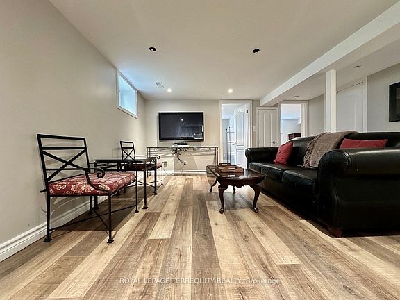 3rd image of 113 Scarboro Ave #Basement