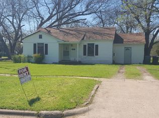 1308 N Luckett Ave, Sherman, TX 75090