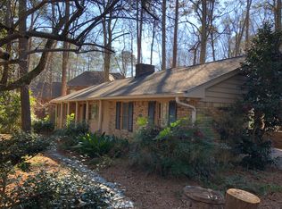 2808 Henderson Rd, Tucker, GA 30084