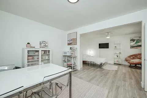 805 N Echo Ave — Photo 5