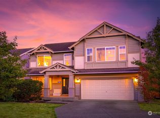 820 Pyramid Peak Pl, Mount Vernon, WA 98273