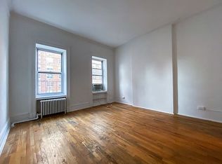 1435 1st Ave APT 5FS, New York, NY 10021
