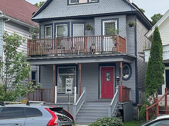 3rd image of 273 Breckenridge St