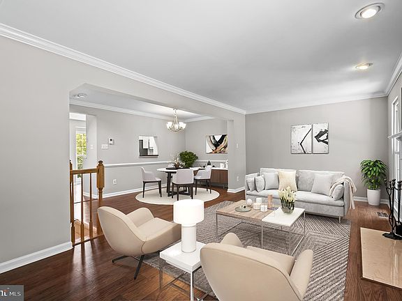 4th image of 137 Steven Ln