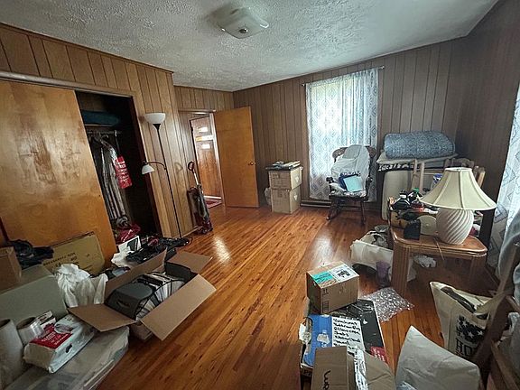 5th image of 30 Carlson Ave