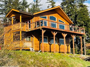 230 Hemlock St, Hoonah, AK 99829