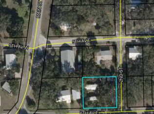 43 6th Ave E, Horseshoe Beach, FL 32648