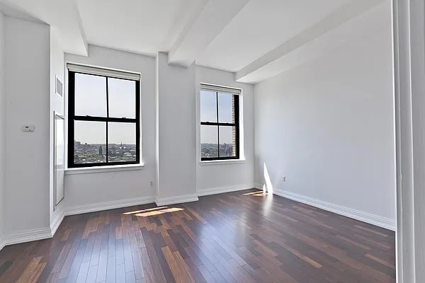 Rented by Evans Real Estate | media 20