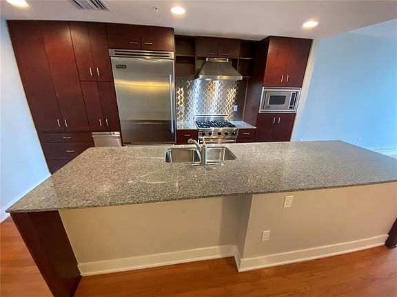 5th image of 1208 E Kennedy Blvd Unit 722